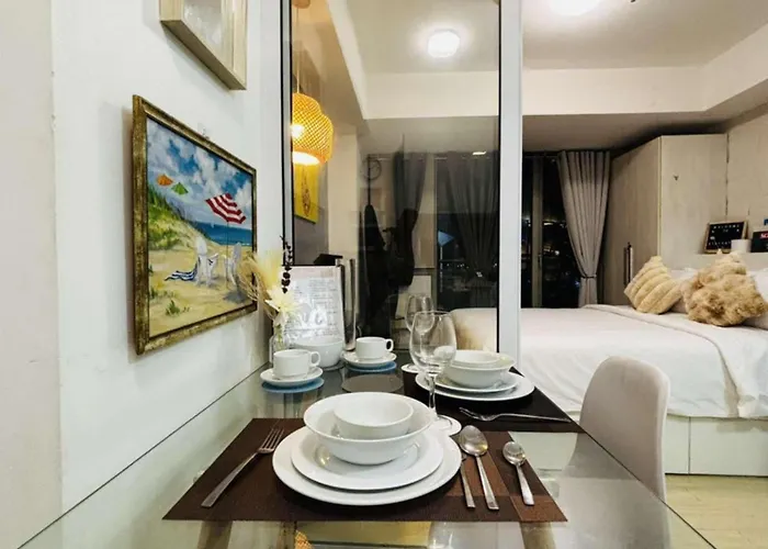 Casa Azure By B&m Staycation At Paranque Manila